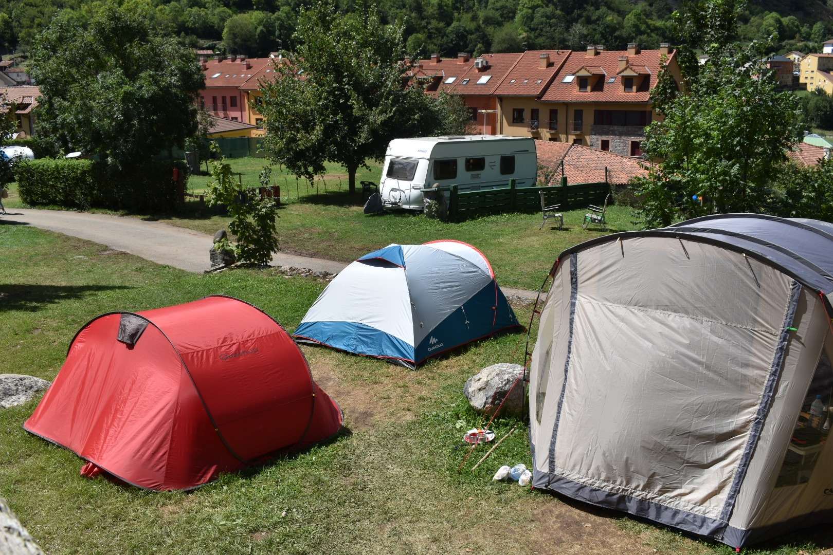Zona de acampada Camping La Pomarada de Somiedo